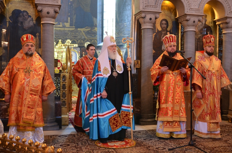 Pashalne-vitannya-Patriarha-2013-06