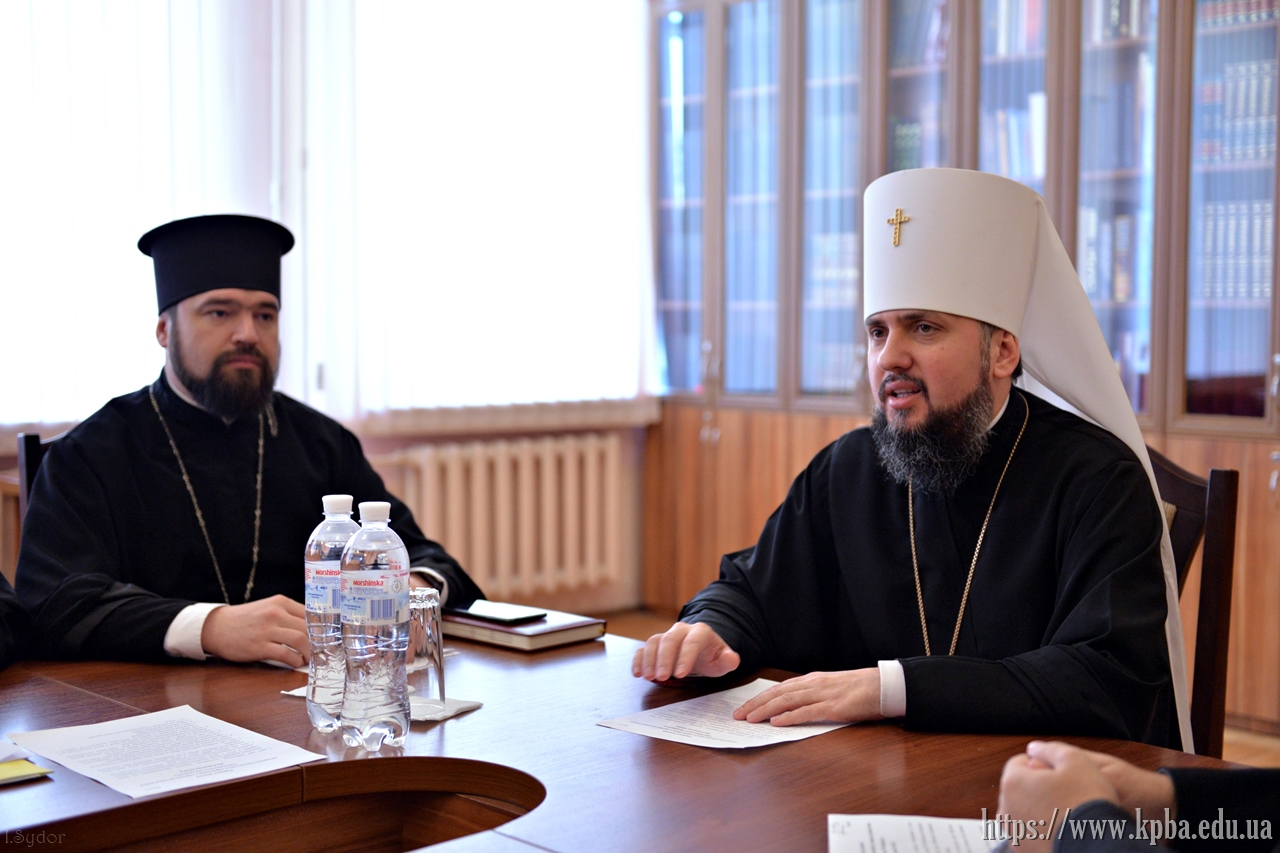 Звітне засідання Синодального управління у справах духовної освіти УПЦ КП