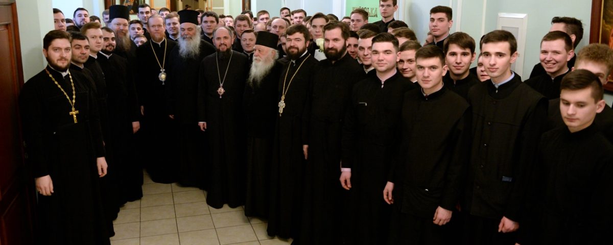 Викладачі, студенти та аспіранти КПБА привітали митрополита Епіфанія з Інтронізацією та ювілеєм