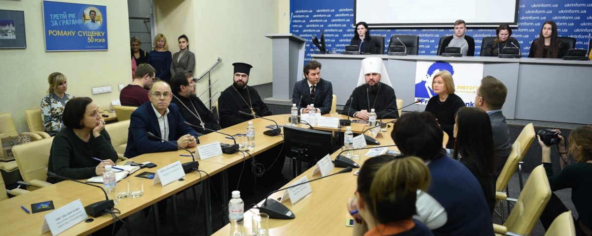 В Укрінформі відбулася зустріч з нагоди Дня народження політв’язня Романа Сущенка