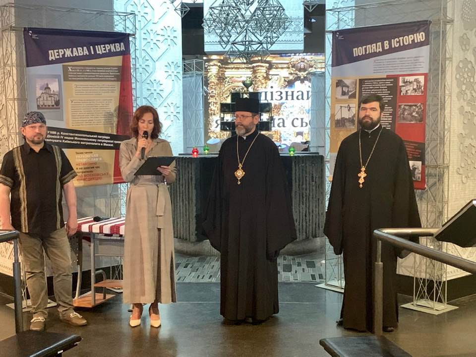 Ректор КПБА відвідав виставку «Церква на захисті християнського і національного» в Національному музеї «Меморіал жертв Голодомору»