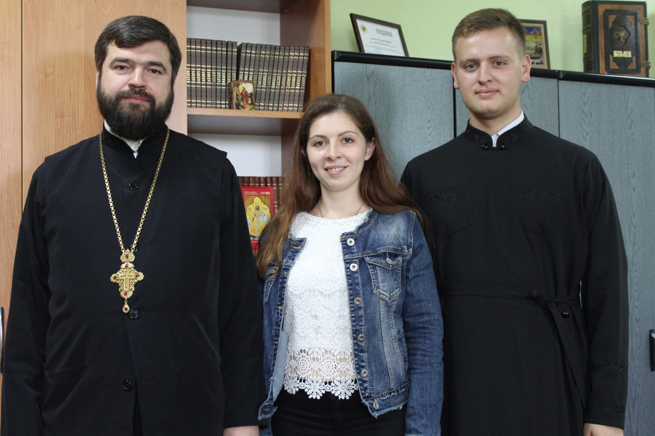 Ректорське благословення майбутньому подружжю