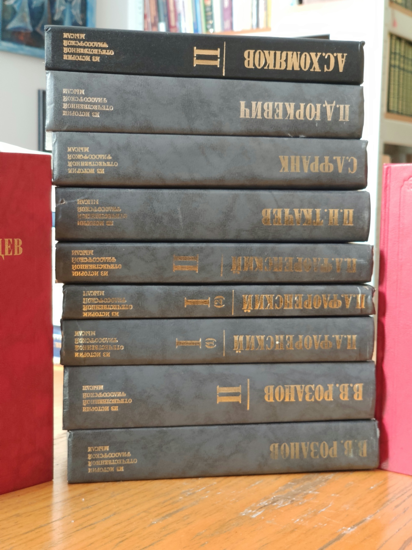 Нові надходження до фонду бібліотеки КПБА