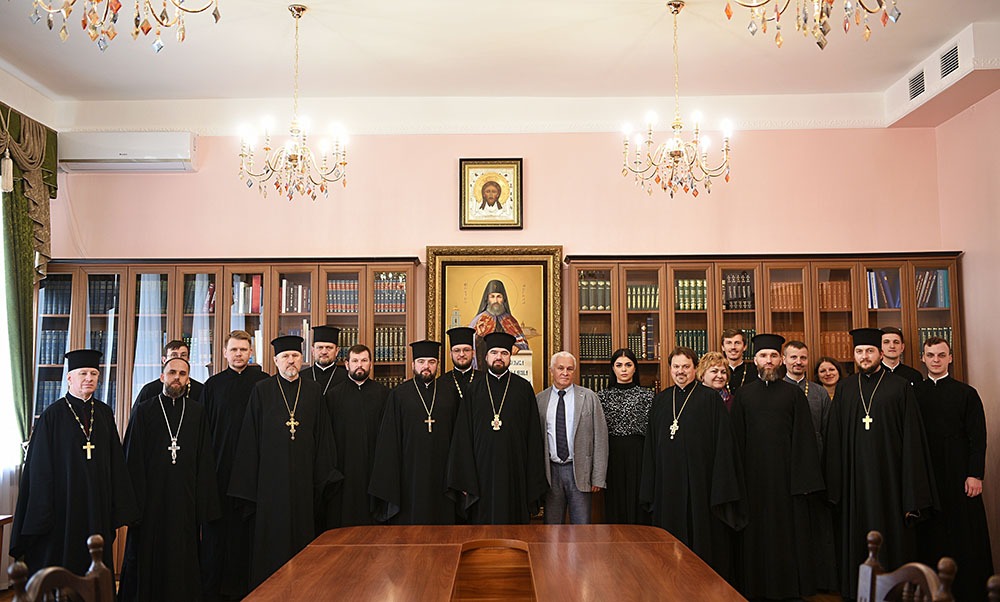 Підсумкове засідання вченої ради та трудового колективу КПБА за 2022 / 2023 навчальний рік