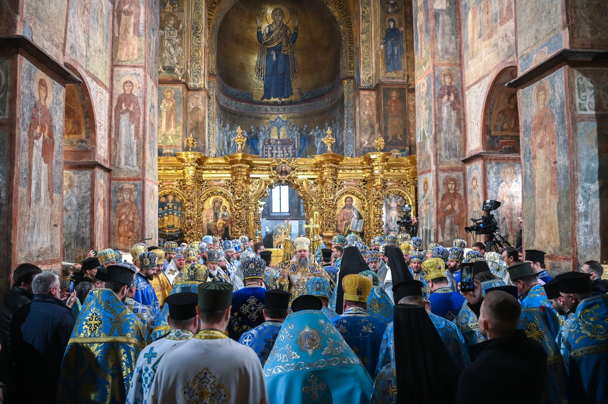 Божественна літургія в день п’ятої річниці інтронізації Предстоятеля та знайдення мощей святителя Рафаїла (Заборовського)