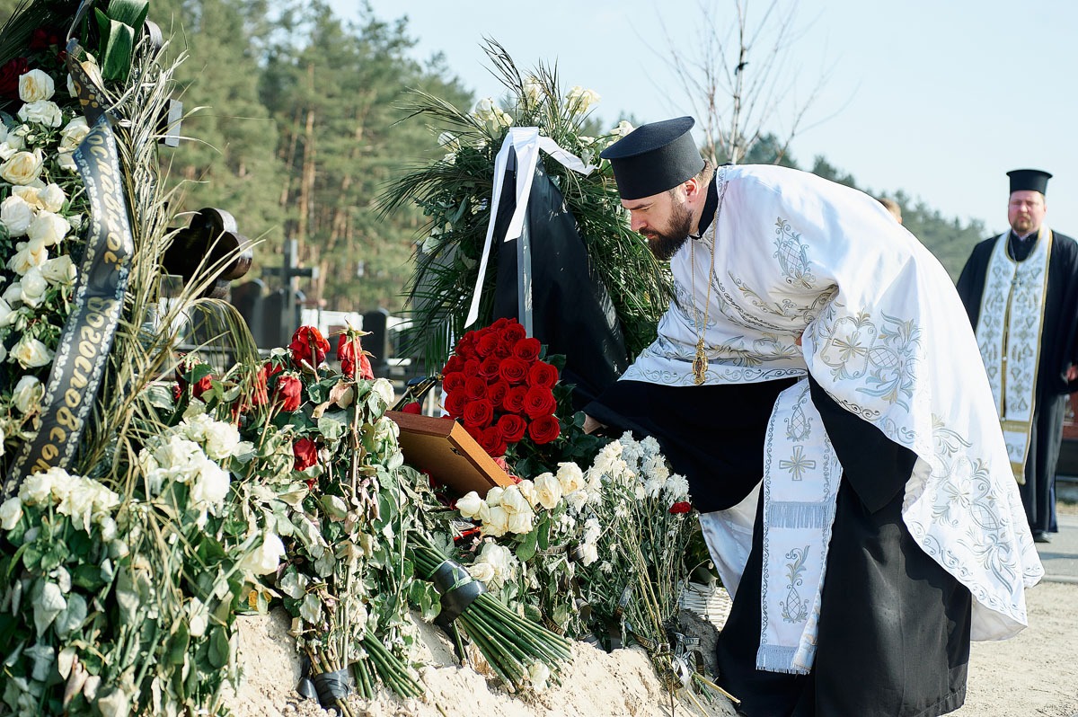 Звершили богослужіння на 9-ий день упокоєння професора Святослава Чокалюка