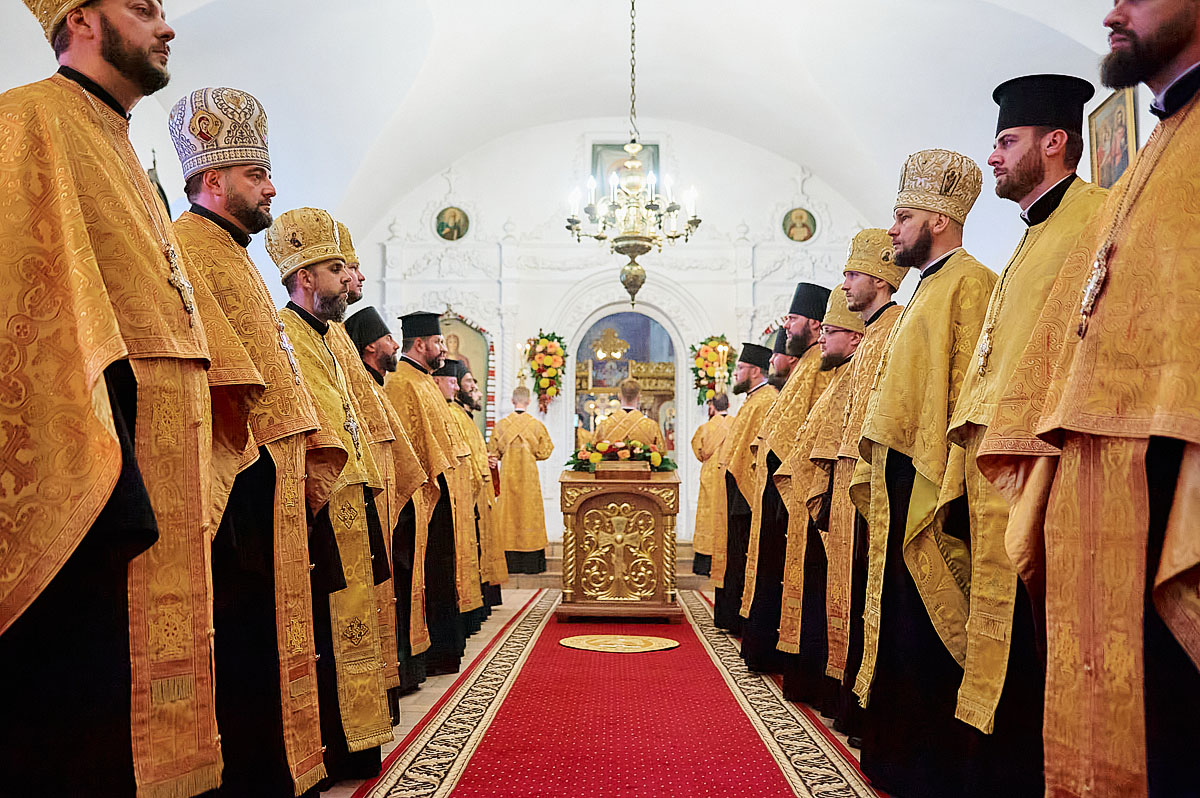 Всенічне бдіння напередодні храмового свята