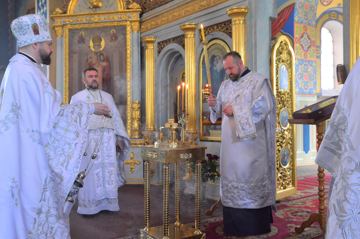 Служіння ректора у Велику Суботу