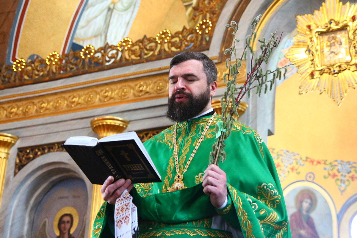 Служіння ректора у неділю Квітну