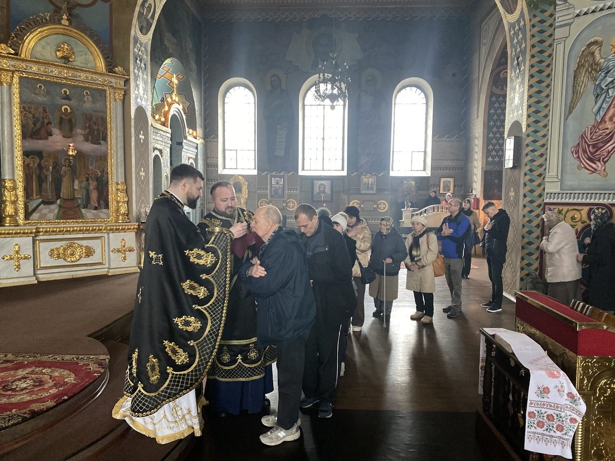 Богослужіння Великої середи