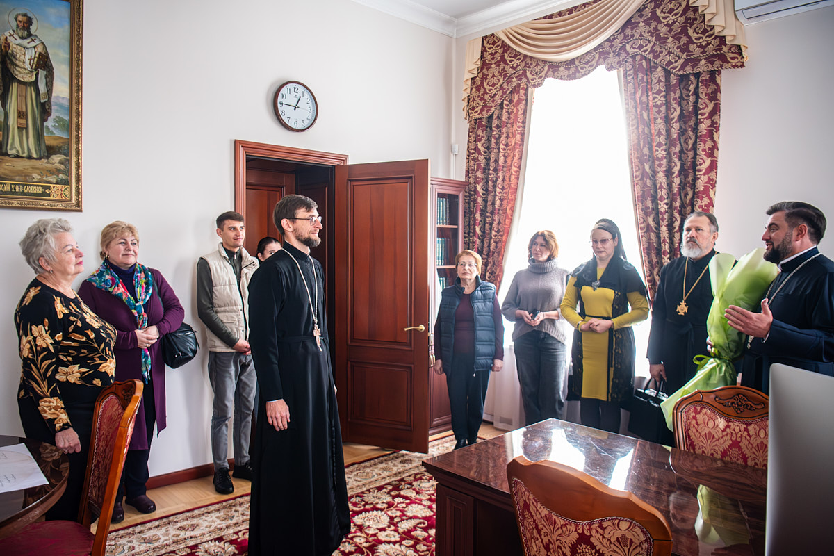 Професорсько-викладацький колектив привітав викладача КПБА прот. Михайла Альмеса