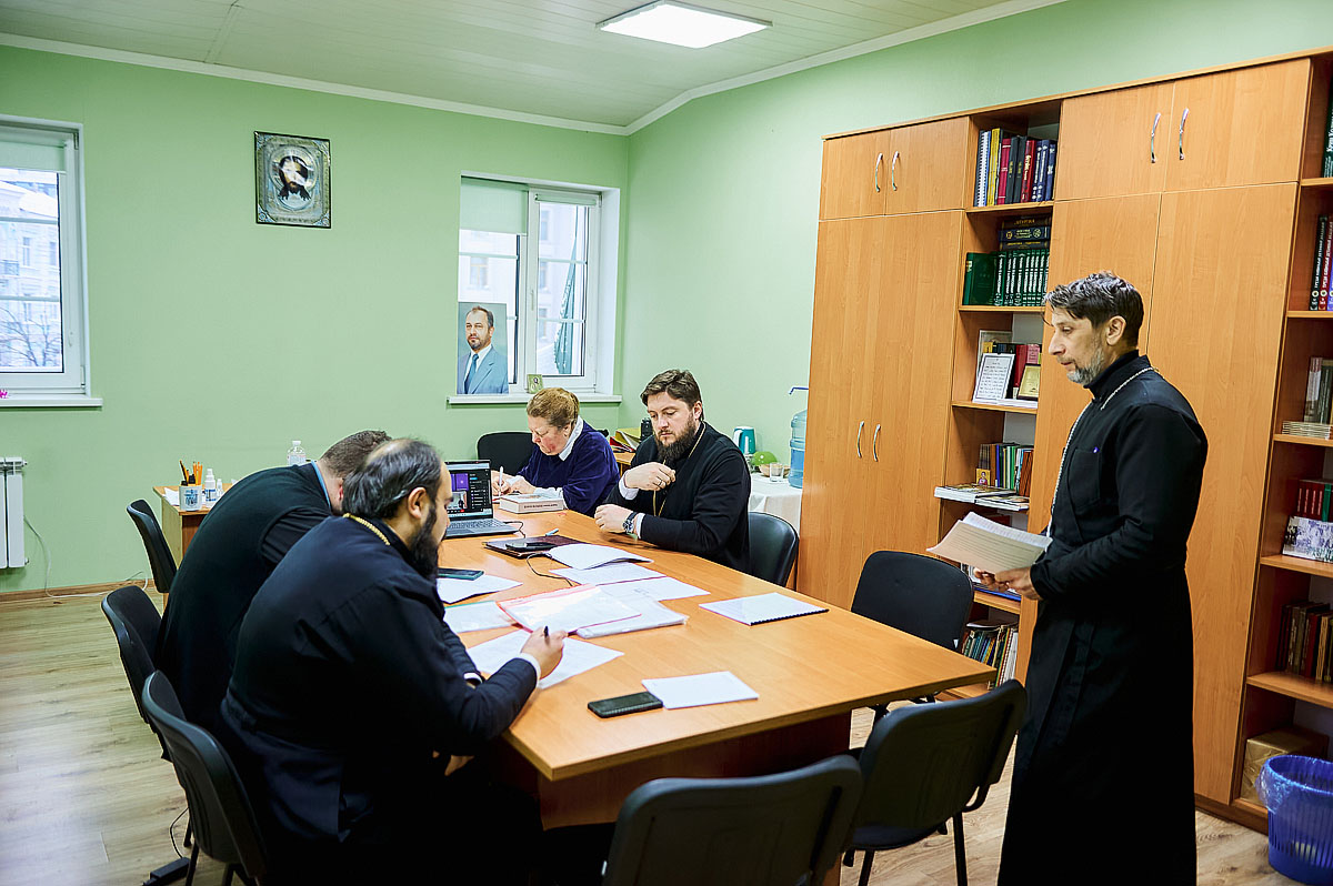 На кафедрі церковно-практичних дисциплін відбувся захист курсових робіт