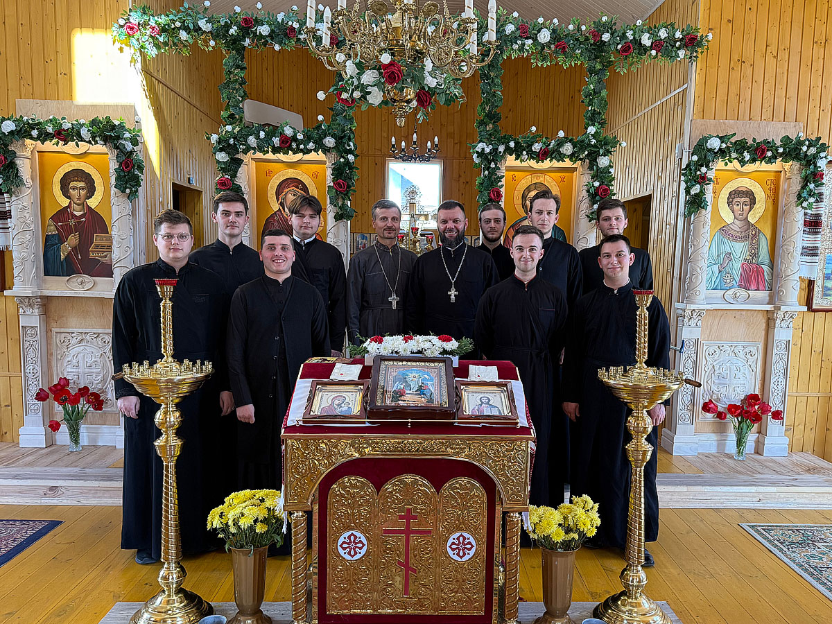 Місіологія як живий досвід: магістранти Академії відвідали парафію в Обухові