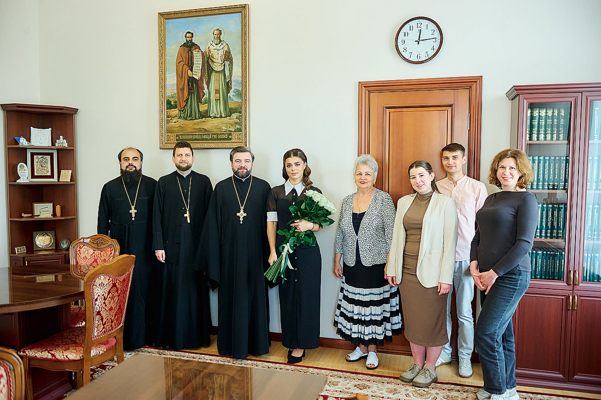 Вітання з Днем народження отримала керівниця навчального відділу Богдана Іоанівна