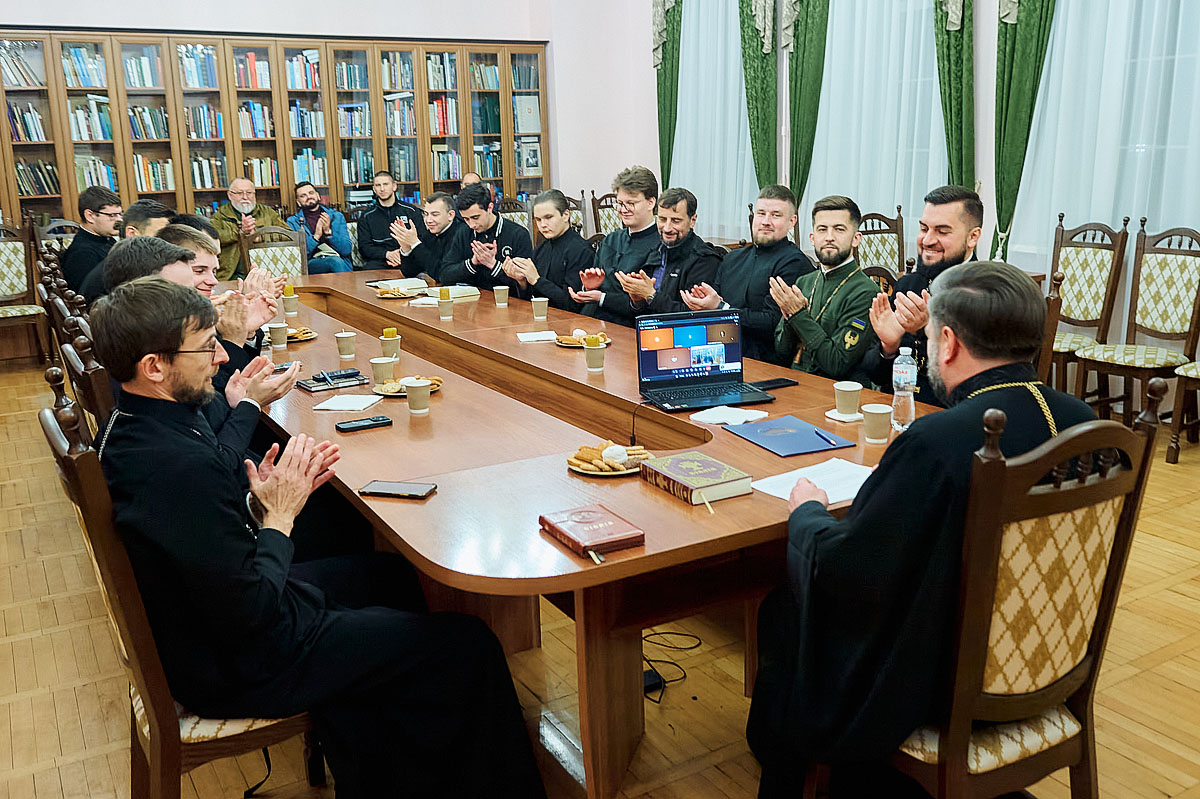Зустріч у рамках проєкту “Біблійні студії” – «Біблія між рядками: як краще зрозуміти Євангеліє»